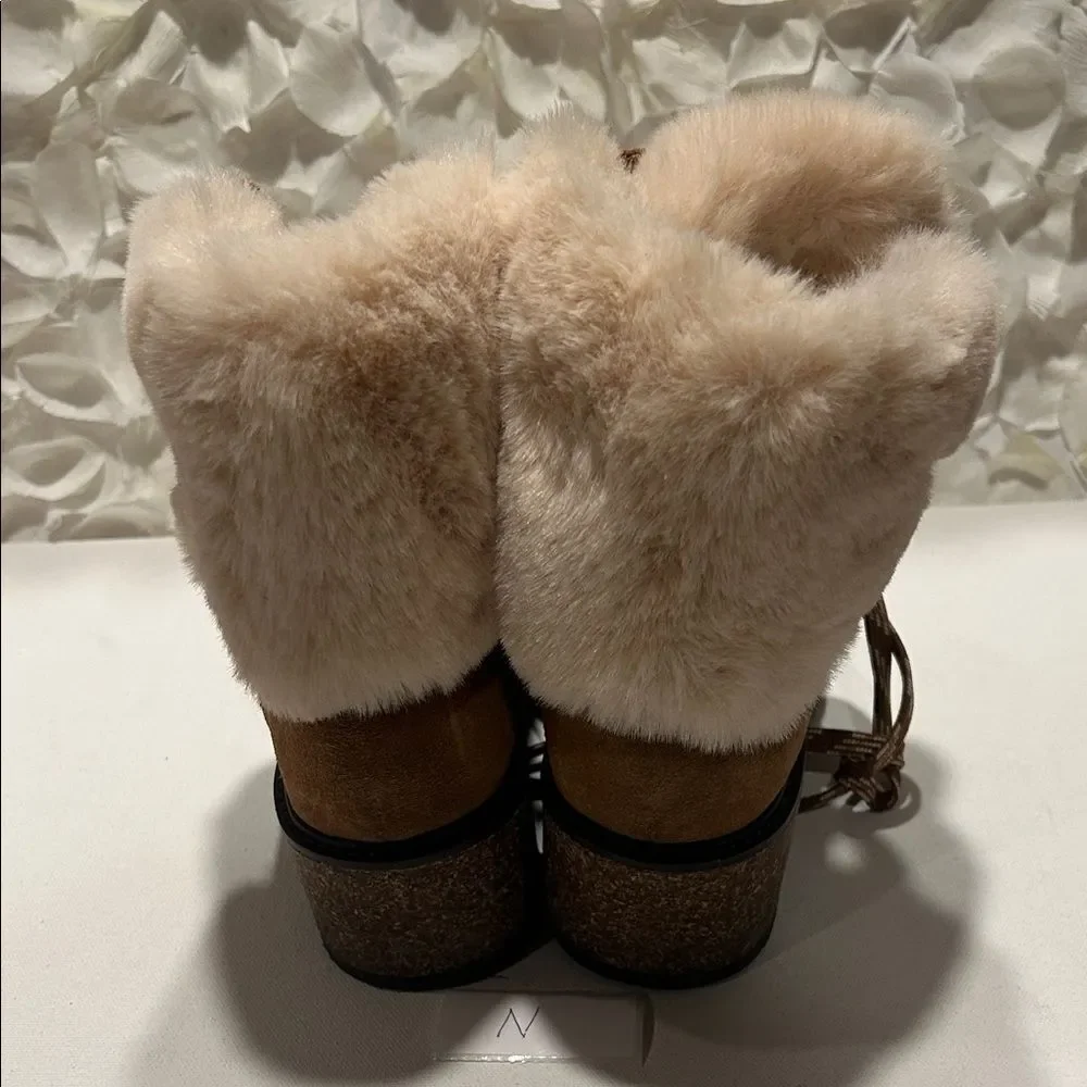 Aetrex Chestnut Suede Lace-Up Winter Boots with Cream Fur Trim